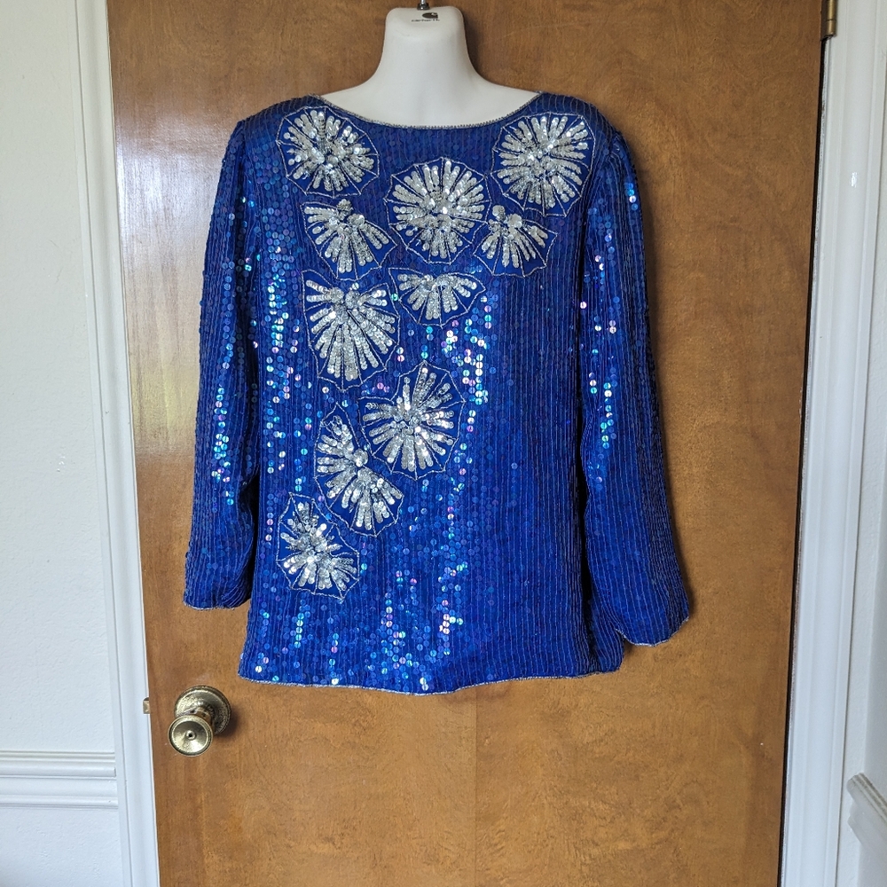 Vintage Eve's Allure Blue Iridescent Silver Sequin Party NYE Top Blouse